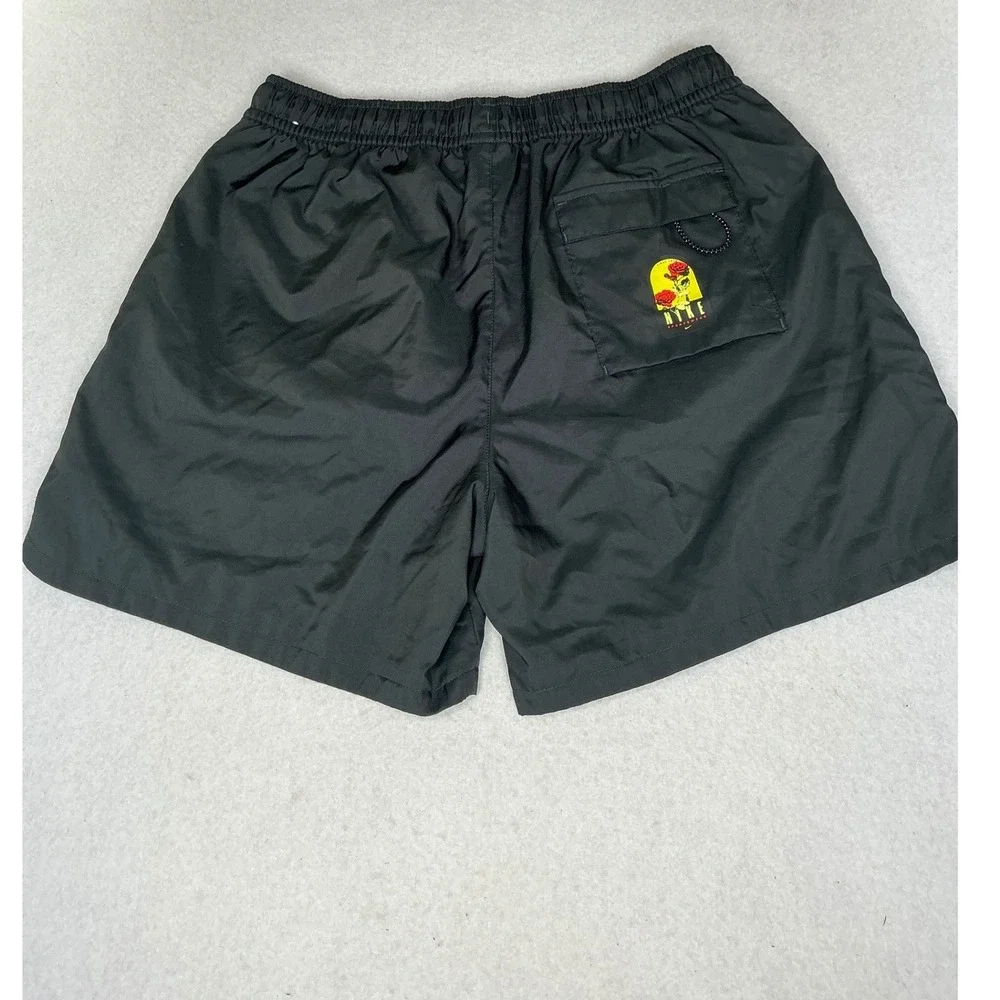 Nike Sportswear Rose Graphic Shorts Mens Large Black Floral Athletic FJ1649-060